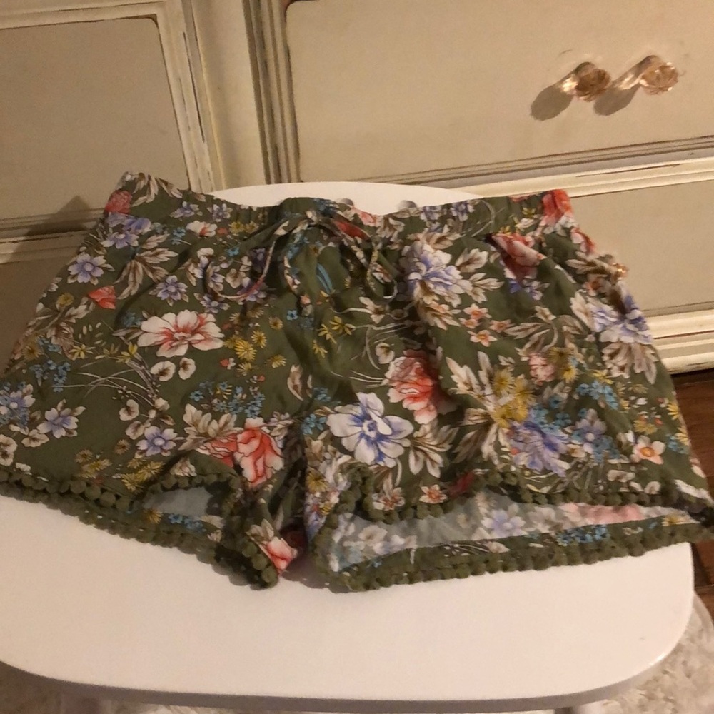 🌸Floral shorts